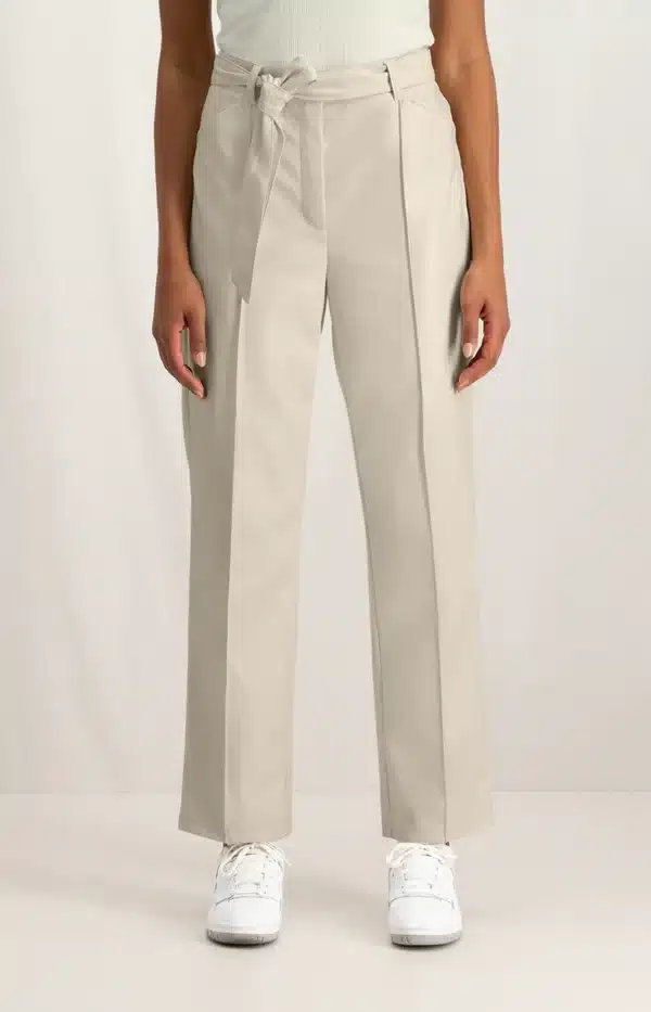 faux leather trousers with straight leg and pockets ivory white b40faecd 30a6 4c9f b6c7 0093fdbc91e1